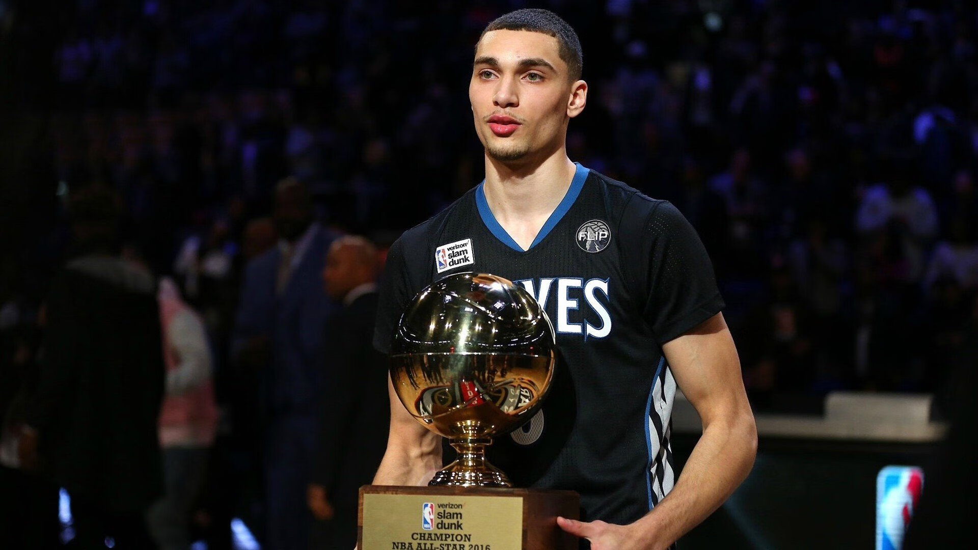 霍特·巴雷特:凭借赛场上的快速反应和出色视野,带动全黑队进攻