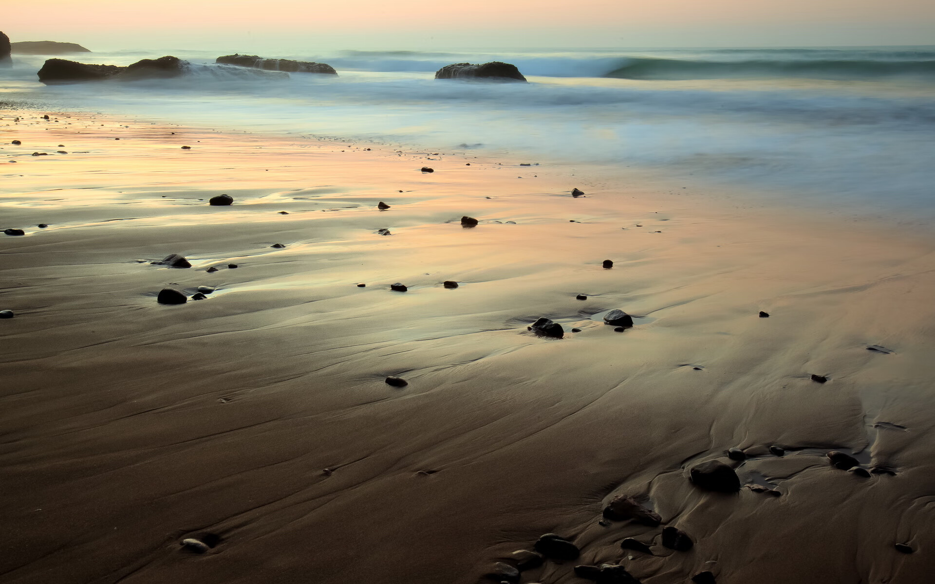 爱游戏官方-《电竞游戏中的“隐藏内容”：探索幕后奥秘》，电竞幕后干什么的